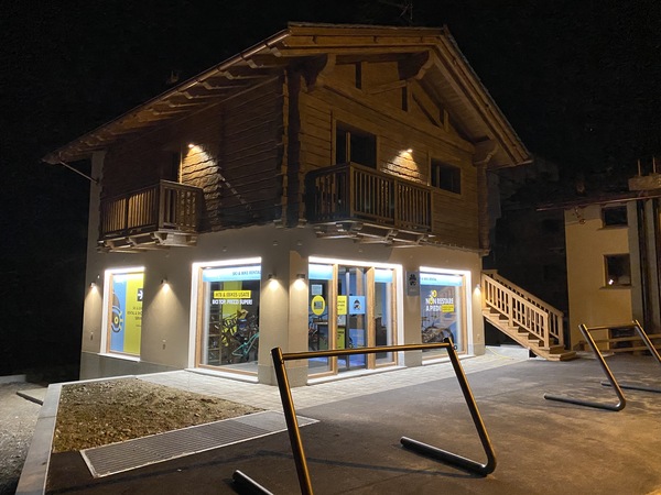 Sklep Skialo Carosello 3000 w Livigno